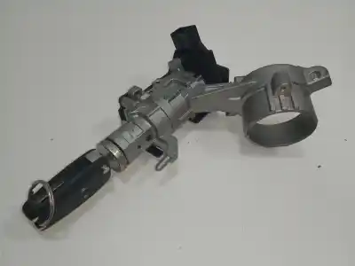 Second-hand car spare part ignition switch for opel corsa e gsi oem iam references 13496392 - 82000310253 - 4121694 - 13523275