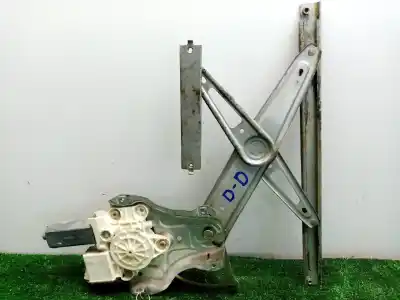 Pezzo di ricambio per auto di seconda mano alzacristalli anteriore destro per toyota corolla (_e12_) 1.4 d (nde120_) riferimenti oem iam 