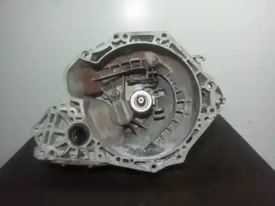 Second-hand car spare part gearbox for opel astra h berlina 1.6 16v cat oem iam references f17c394  5.velocidades