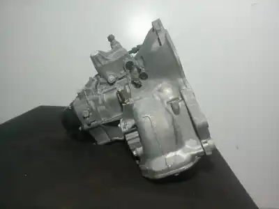 Second-hand car spare part gearbox for opel astra h berlina 1.6 16v cat oem iam references f17c394  5.velocidades