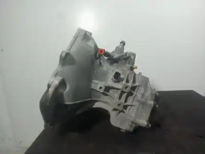 Second-hand car spare part gearbox for opel astra h berlina 1.6 16v cat oem iam references f17c394  5.velocidades