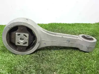 Recambio de automóvil de segunda mano de SOPORTE MOTOR para VOLKSWAGEN POLO (9N3)  referencias OEM IAM 3318218  