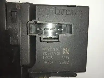 Pièce détachée automobile d'occasion moteur lève vitre arrière gauche pour renault scenic iii grand family edition références oem iam 0130822517 - 827310166r - 915946200 - 916835200  