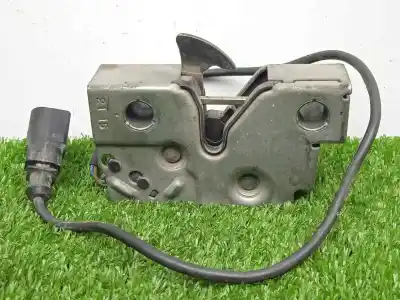 Second-hand car spare part bonnet lock for skoda fabia combi 1.4 tdi dpf oem iam references 6v0823509d