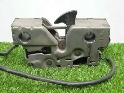 Автозапчастина б/у замок капота для skoda fabia combi 1.4 tdi dpf посилання на oem iam 6v0823509d  