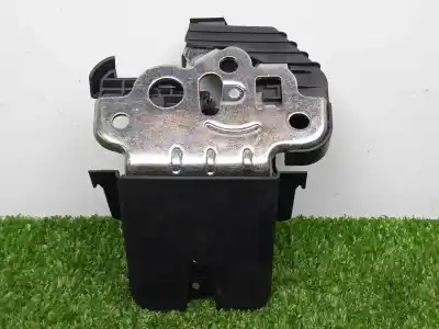 Second-hand car spare part trunk lock for skoda fabia combi 1.4 tdi dpf oem iam references 8r0827505