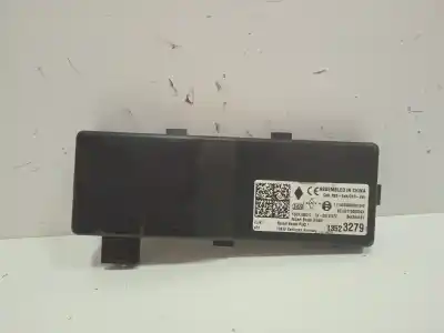 Second-hand car spare part electronic module for opel corsa e gsi oem iam references 13523279 - f00hj02017 - 8210211000000x  