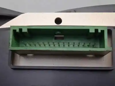 Second-hand car spare part dashboard for renault trafic combi (ab 4.01) 1.9 diesel oem iam references 8200390132 - p8200390132b - 281177072 - ns8214777s  