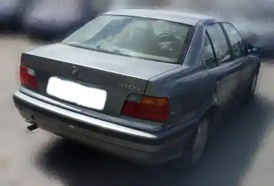 Pezzo di ricambio per auto di seconda mano differenziale posteriore per bmw serie 3 berlina (e36) 1.8 cat (m43) riferimenti oem iam  168 mm - carcasa pequeña relacion 3.45