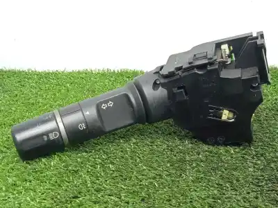 Pièce détachée automobile d'occasion commutateur d'éclairage pour mazda 2 (de_, dh_) 1.3 (de3fs) références oem iam df7166122