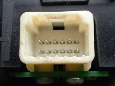 Second-hand car spare part headlights switch for mazda 2 (de_, dh_) 1.3 (de3fs) oem iam references df7166122  1.nieblas