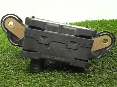Second-hand car spare part YAW RATE SENSOR for RENAULT LAGUNA II (BG0)  OEM IAM references 10170103313 - 8200404858B  