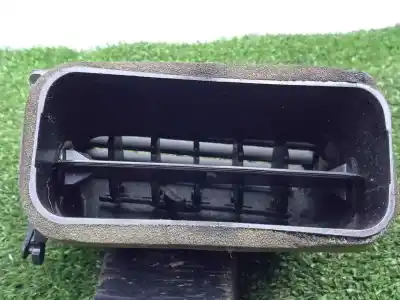 Second-hand car spare part left side air vent for bmw serie 7 (e65/e66) 3.0 turbodiesel cat oem iam references 64228223333  