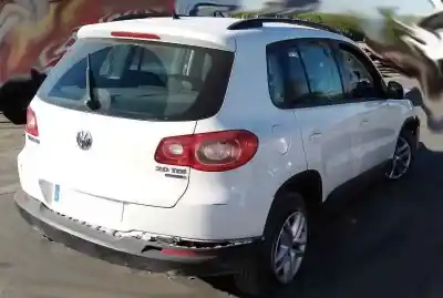 Recambio de automóvil de segunda mano de PUENTE TRASERO para VOLKSWAGEN TIGUAN (5N1)  referencias OEM IAM   