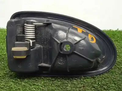 Автозапчасти б/у внутренняя задняя правая ручка за renault clio ii fase ii (b/cb0) 1.5 dci diesel ссылки oem iam 7700423888 - 96012121  