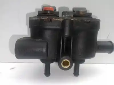 Second-hand car spare part injector for dacia lodgy 1.6 cat (bivalent. gasolina / gpl) oem iam references 175233919r - 0a0074311 - 110r000057 - 67r010233  