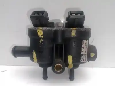Second-hand car spare part injector for dacia lodgy 1.6 cat (bivalent. gasolina / gpl) oem iam references 175233919r - 0a0074311 - 110r000057 - 67r010233  