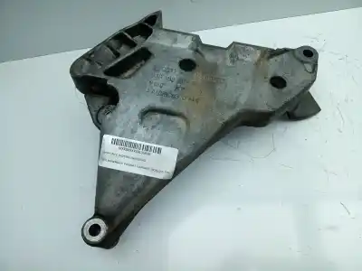 Piesă de schimb auto la mâna a doua SUPORT MOTOR DREAPTA pentru VOLKSWAGEN PASSAT VARIANT (3C5)  Referințe OEM IAM 03G199207E  