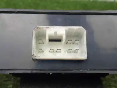 Second-hand car spare part electronic module for kia sorento (bl) (2002->) 2.5 crdi oem iam references 935713e000  