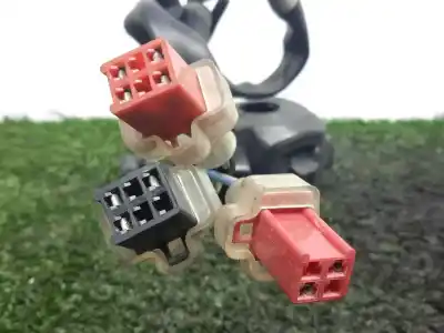 Pezzo di ricambio per auto di seconda mano interruttore per honda pcx pcx 125 riferimenti oem iam   