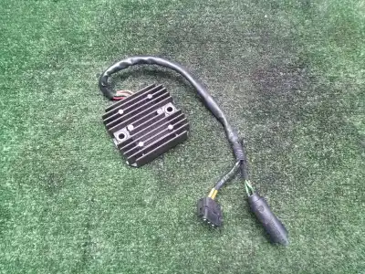 Pezzo di ricambio per auto di seconda mano modulo elettronico per bmw f 650 652 cm3 g-cat riferimenti oem iam sh541g12