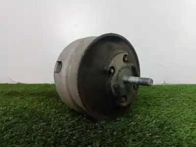 Second-hand car spare part engine support for audi a4 berlina (8e) 2.4 v6 30v cat (bdv) oem iam references   