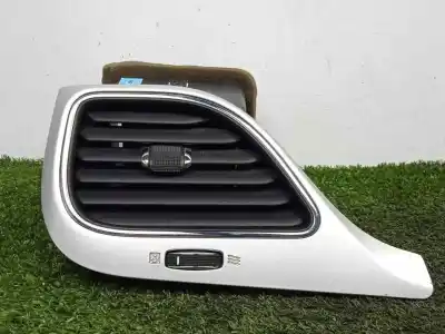 Pezzo di ricambio per auto di seconda mano bocchetta aria laterale sinistra per fiat freemont (345) 2.0 16v multijet cat riferimenti oem iam 3000101lfn
