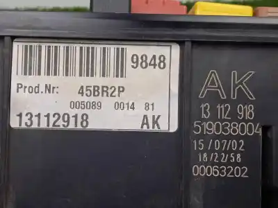 Pièce détachée automobile d'occasion boîtes à fusibles pour opel vectra c berlina 2.0 dti références oem iam 13112918 - 519038004  