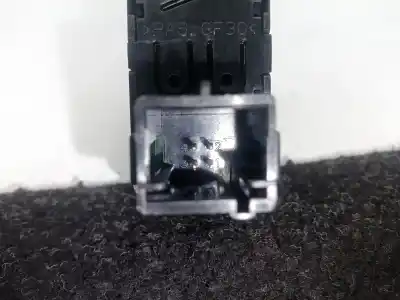 Peça sobressalente para automóvel em segunda mão botão / interruptor elevador vidro traseiro direito por citroen c4 lim. 1.6 blue-hdi fap referências oem iam 96657926xt - 529076433  