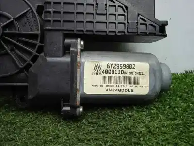 Pièce détachée automobile d'occasion moteur lève vitre avant gauche pour volkswagen polo (9n3) 1.4 tdi références oem iam 6y2959802 - 400911d - 440775ew - 401350a7  