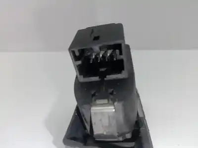 Second-hand car spare part switch for audi a3 (8p) 1.9 tdi ambiente oem iam references 8p1962107  