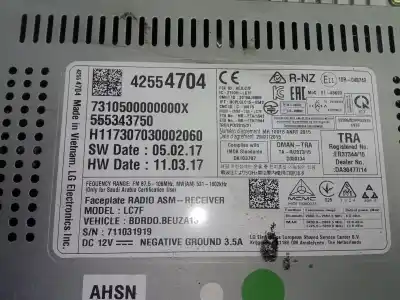 Peça sobressalente para automóvel em segunda mão sistema de áudio / rádio cd por opel corsa d (s07) 1.4 (l08 l68) referências oem iam 42554704 - 7310500000000x - 555343750  