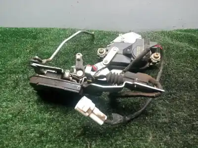 Pezzo di ricambio per auto di seconda mano serratura porta anteriore destra per suzuki vitara se/sv (et) 1.6 16v cat riferimenti oem iam 8327066a00 - 1528006000