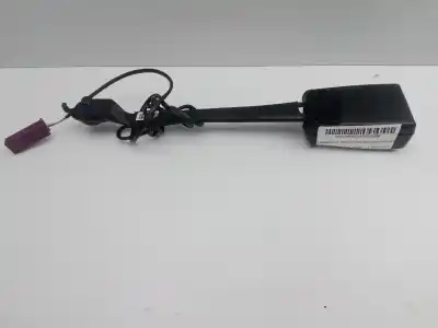 Tweedehands auto-onderdeel riemhaak links voor voor ford focus lim. (cb8) 1.6 tdci cat oem iam-referenties bm5161209abw - 620392100b