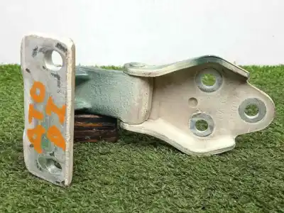 Second-hand car spare part hinge for iveco daily ka 3.0 diesel cat oem iam references 97169415  