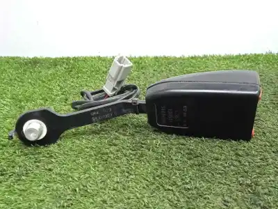 Автозапчасти б/у крюк для ремня передний правый за iveco daily ka 3.0 diesel cat ссылки oem iam 34014286  