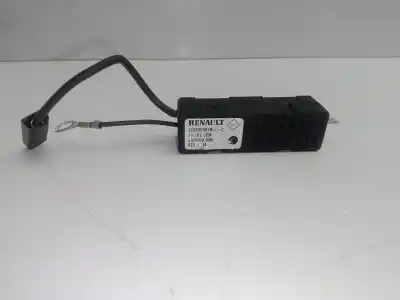 Pezzo di ricambio per auto di seconda mano modulo elettronico per renault clio iv 1.2 tce energy riferimenti oem iam 283630001r - 283630001rc