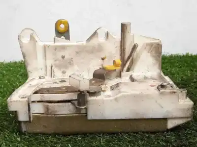 Peça sobressalente para automóvel em segunda mão fechadura da porta dianteira direita por iveco eurocargo 5.9 diesel referências oem iam 