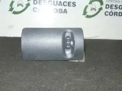İkinci el araba yedek parçası DEGISTIRMEK için RENAULT KANGOO  OEM IAM referansları 8200379685  