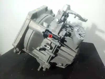 Pezzo di ricambio per auto di seconda mano riduttore per opel astra h sedán (a04) 1.7 cdti (l69) riferimenti oem iam m32yz - m32017di - m32017d1  6.velocidades
