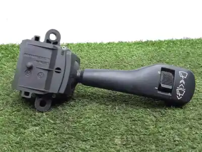 Peça sobressalente para automóvel em segunda mão comutador de limpa vidros por bmw x3 (e83) 2.0 turbodiesel cat referências oem iam 8363669m - 0120402014
