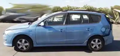 Автозапчасти б/у задняя левая дверь за hyundai i30cw 1.6 crdi cat ссылки oem iam 