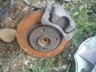 Peça sobressalente para automóvel em segunda mão disco de travão dianteiro por citroen c2 (jm_) 1.4 referências oem iam 
