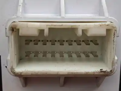 Автозапчастина б/у передні вікний вмикач для kia ceed 1.0 tgdi cat посилання на oem iam 93570j7100  