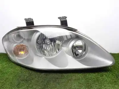 Second-hand car spare part RIGHT HEADLIGHT for SSANGYONG RODIUS  OEM IAM references   