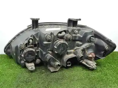 Second-hand car spare part right headlight for ssangyong rodius 2.7 turbodiesel cat oem iam references   