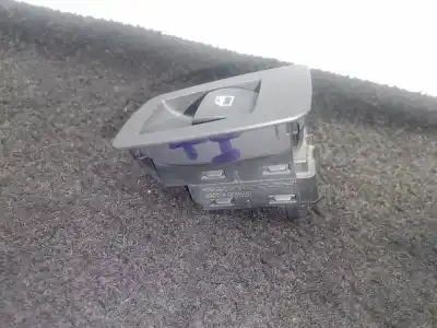 Peça sobressalente para automóvel em segunda mão botão / interruptor elevador vidro traseiro esquerdo por bmw serie 1 berlina (e81/e87) 2.0 16v referências oem iam 15939900 - 6945874  