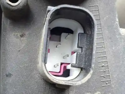 Second-hand car spare part right headlight for bmw serie 3 compact (e46) 2.0 16v diesel cat oem iam references   