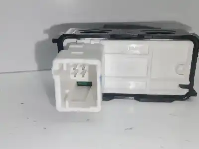 Second-hand car spare part rear left power window switch for peugeot 308 sw ii (lc_, lj_, lr_, lx_, l4_) 1.6 hdi / bluehdi 115 (lcbhxm lcbhxt) oem iam references 96762292zd  