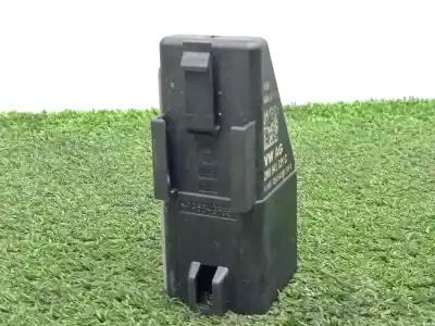 Second-hand car spare part relay for man tge kasten (uy) 2.0 tdi oem iam references 2n0941329c - 0281003253  